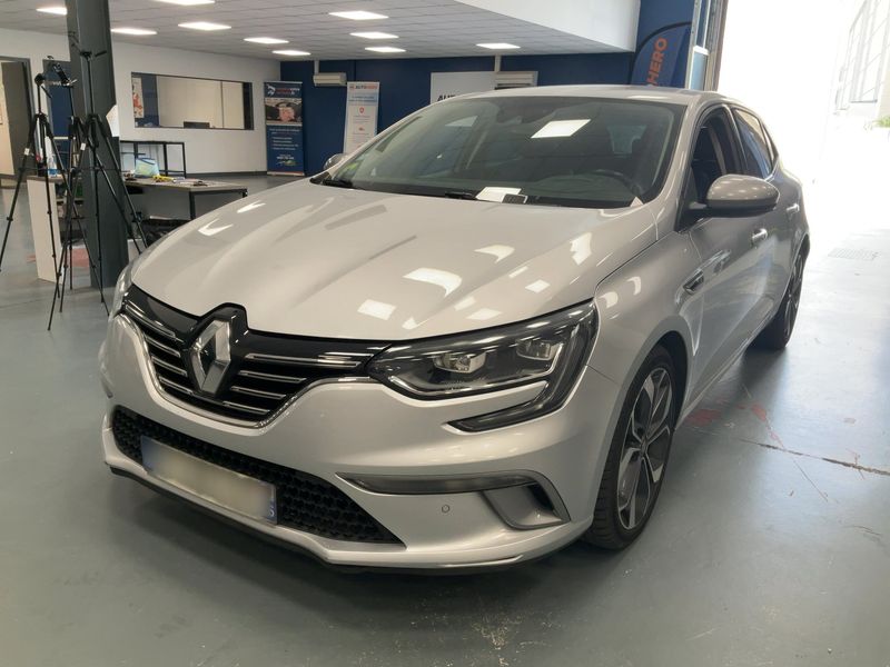 car Renault Megane id77657 main photo