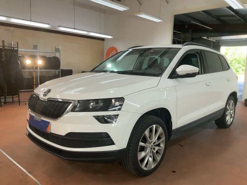 car Skoda Karoq id77667 main photo