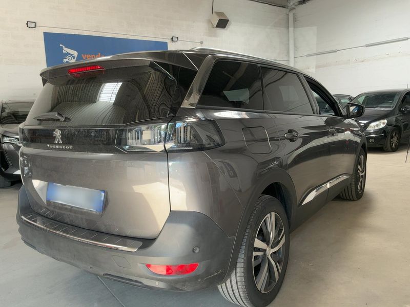 car Peugeot 5008 id77962 photo #4