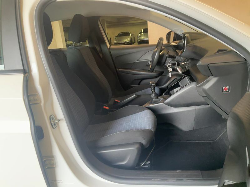car Peugeot 208 id77963 photo #16