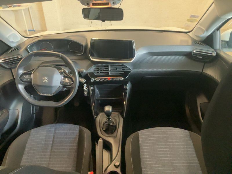 car Peugeot 208 id77963 photo #17