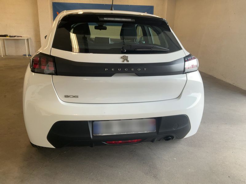 car Peugeot 208 id77963 photo #3