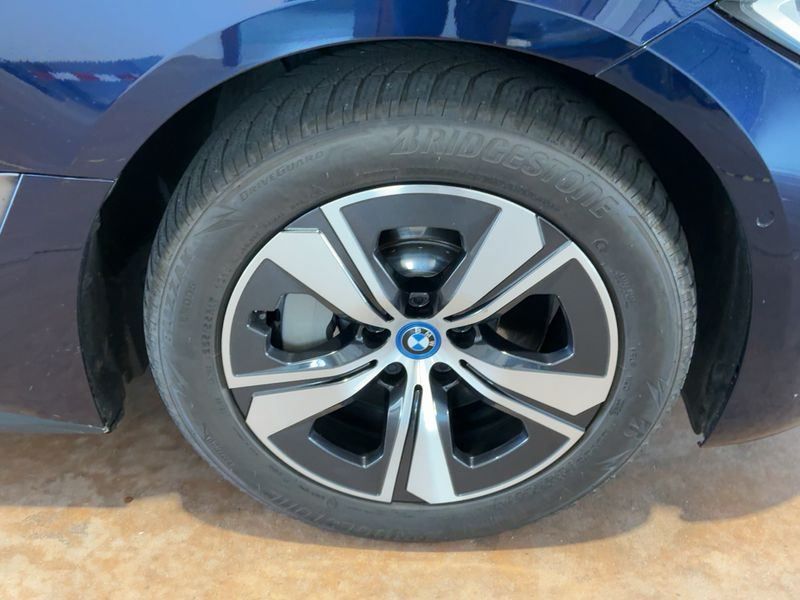car BMW i4 id77982 photo #12