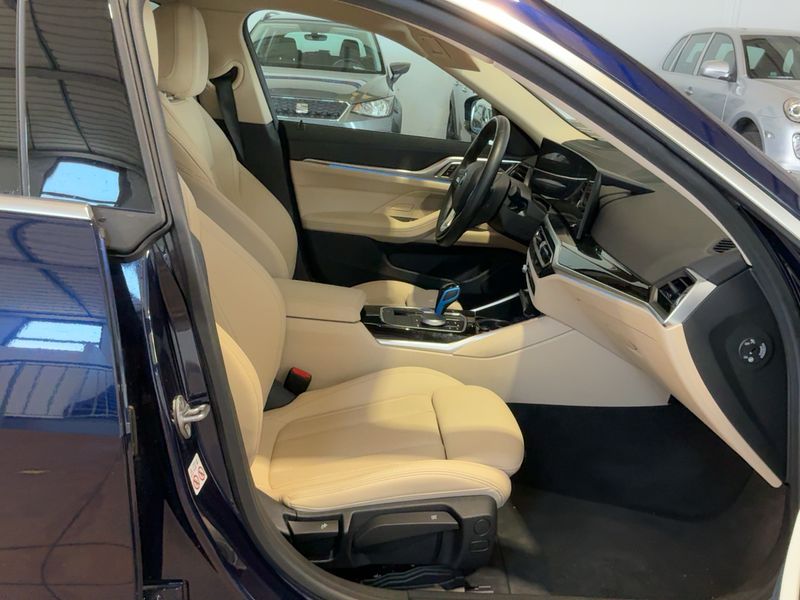 car BMW i4 id77982 photo #16