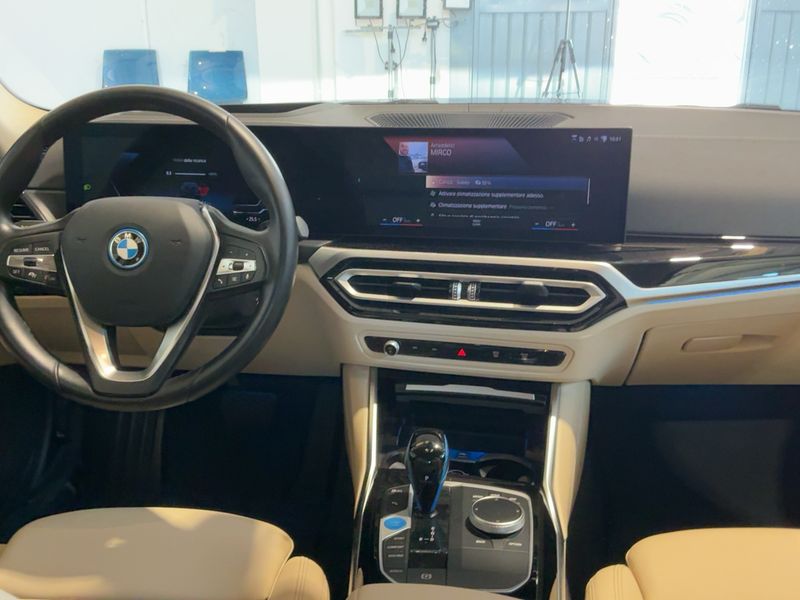 car BMW i4 id77982 photo #17