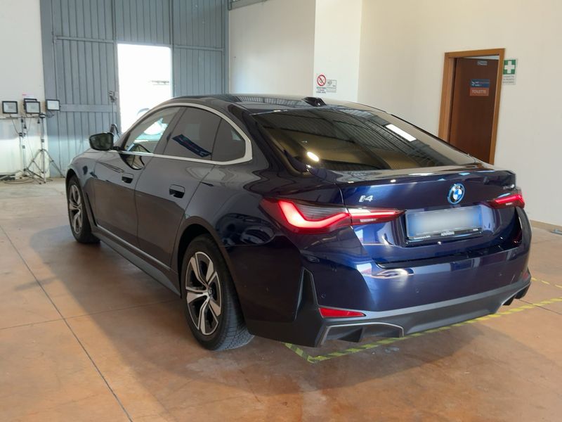 car BMW i4 id77982 photo #2