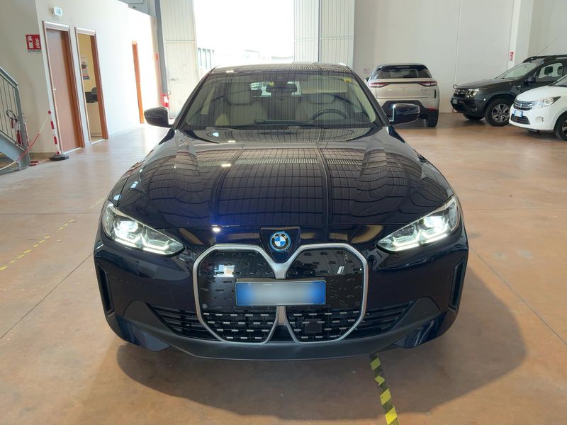 car BMW i4 id77982 photo #5
