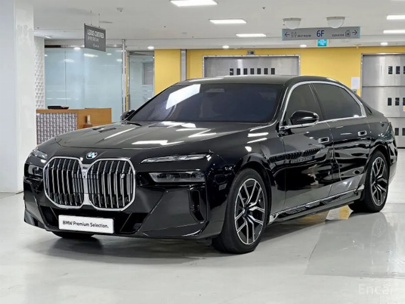 car BMW i7 id78281 main photo