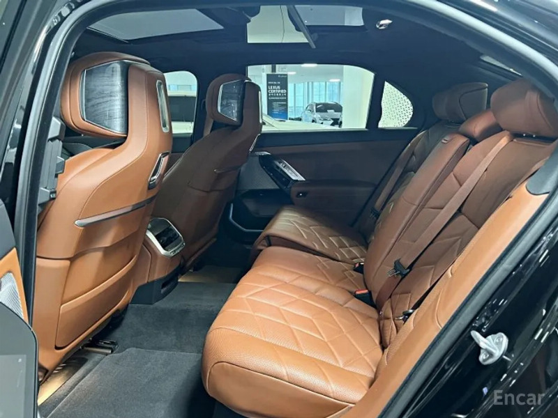 car BMW i7 id78281 photo #11
