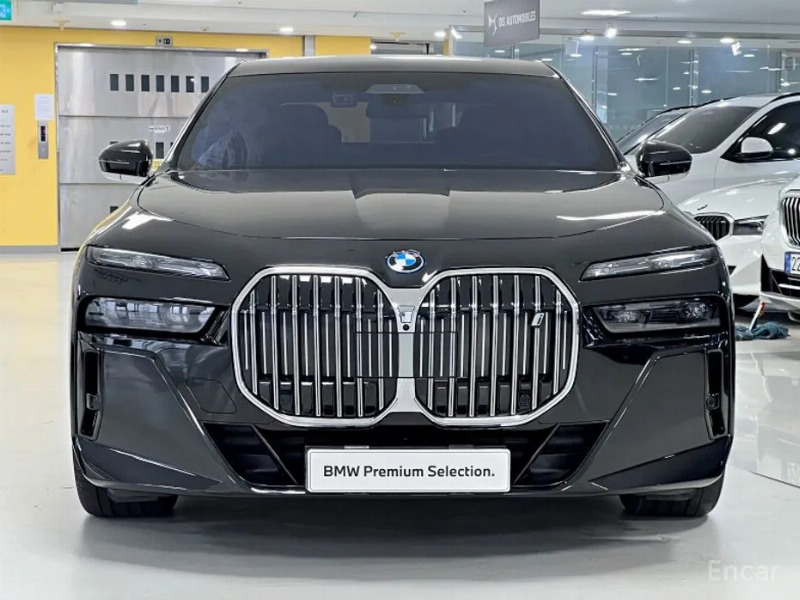 car BMW i7 id78281 photo #3