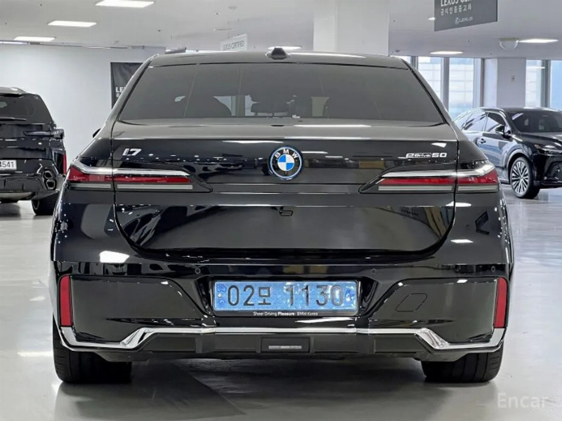 car BMW i7 id78281 photo #4