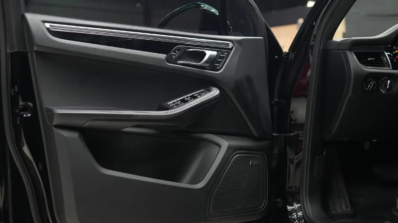 car Porsche Macan id78657 photo #11