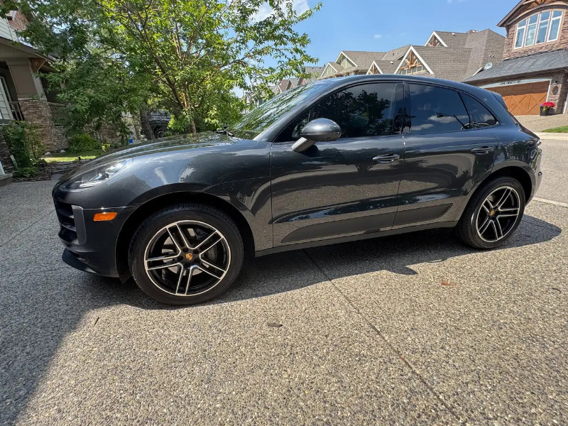car Porsche Macan id78663 main photo