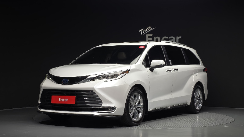 car Toyota Sienna id79042 main photo