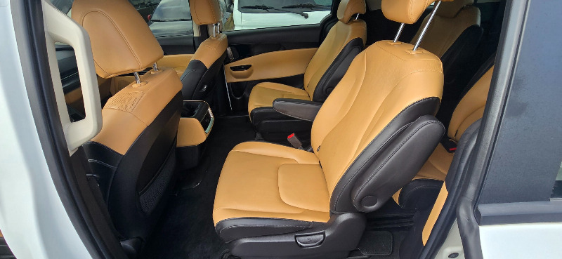 car KIA Carnival id79062 photo #16