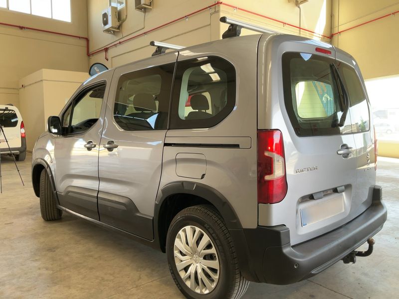 car Peugeot Rifter id79583 photo #2