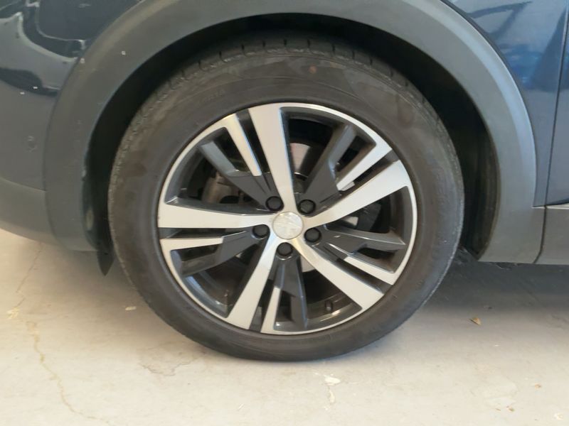 car Peugeot 5008 id79794 photo #7