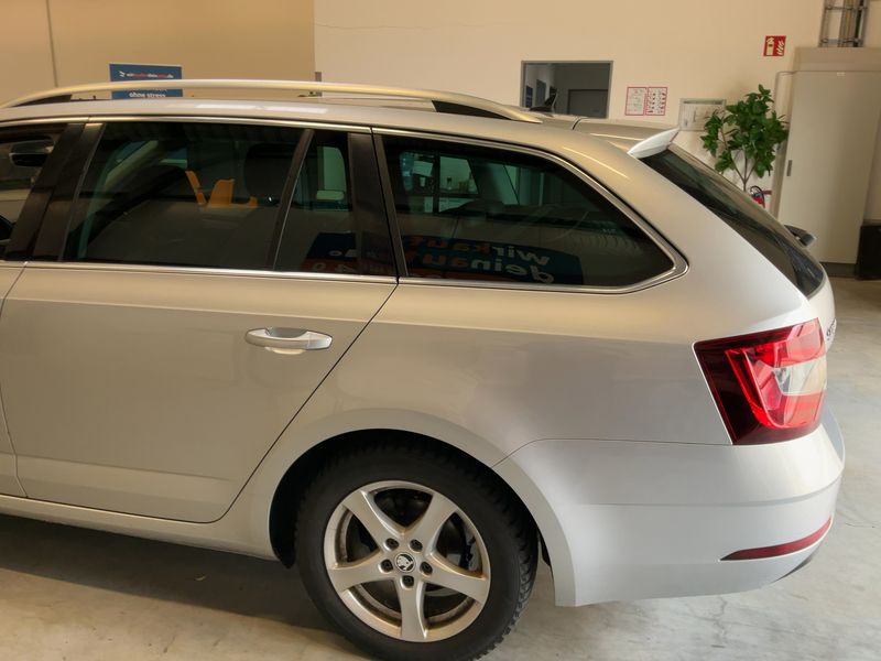 car Skoda Octavia id79943 photo #2