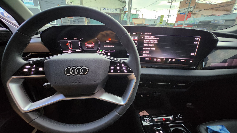 car Audi Q6 e-tron id79949 photo #9