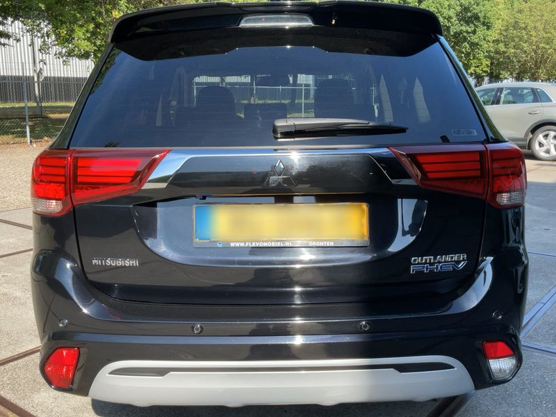 car Mitsubishi Outlander id79964 photo #3