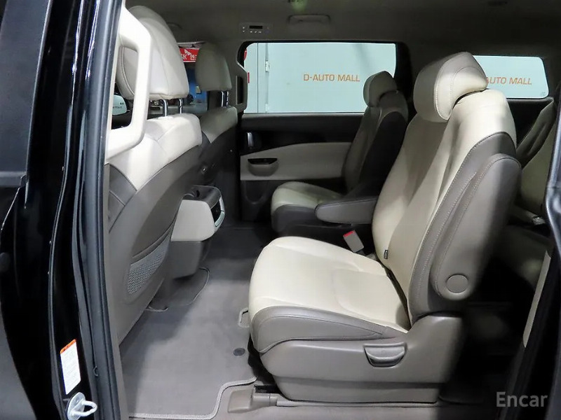 car KIA Carnival id79971 photo #7