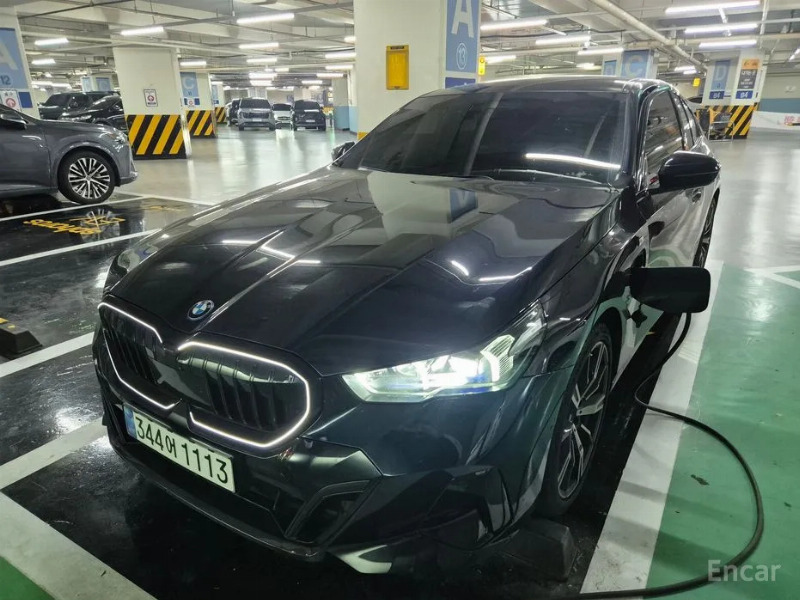 car BMW 5 Series id80064 main photo