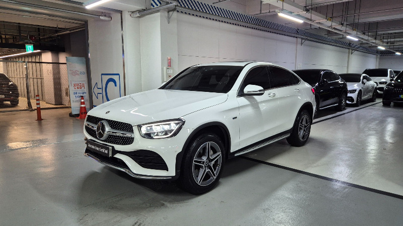 car Mercedes Benz GLC id80085 main photo