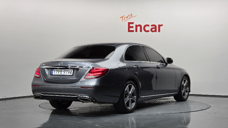 car Mercedes Benz E Class id80093 photo #2