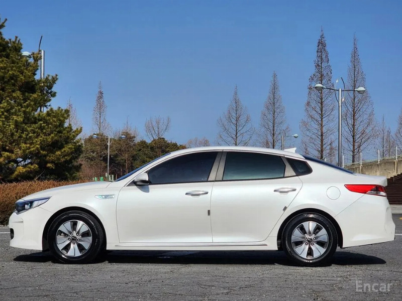 car KIA K5 id80148 photo #4