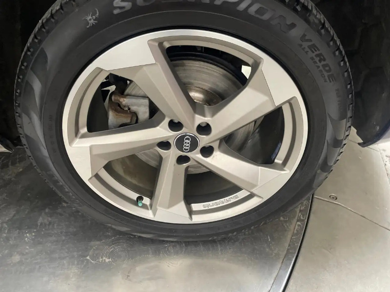 car Audi Q7 id80153 photo #5