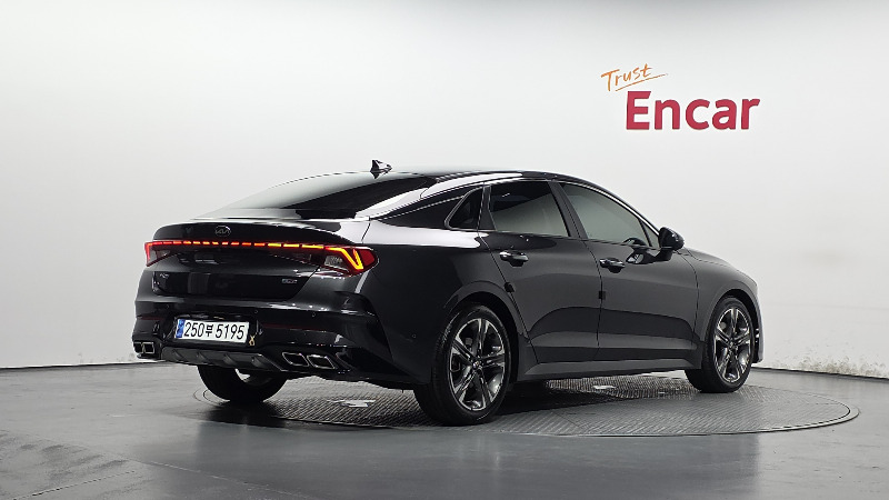 car KIA K5 id80168 photo #2