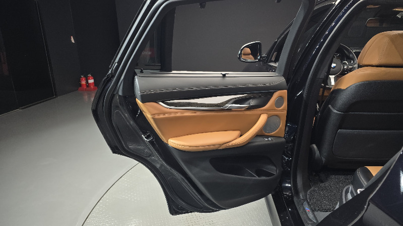 car BMW X6 id80196 photo #25