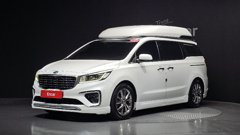 car KIA Carnival id80201 main photo