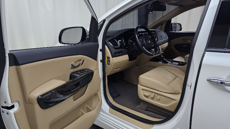 car KIA Carnival id80201 photo #10