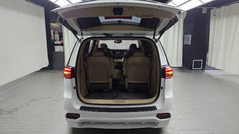 car KIA Carnival id80201 photo #16
