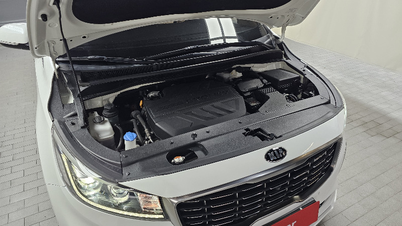 car KIA Carnival id80201 photo #6