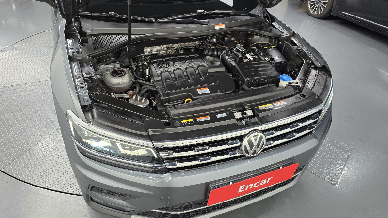 car Volkswagen Tiguan id80255 photo #6