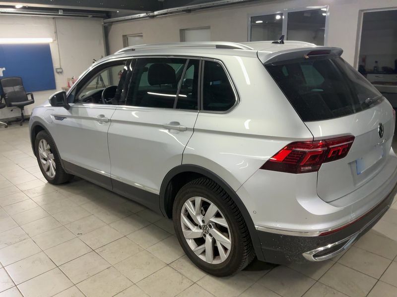 car Volkswagen Tiguan id80280 photo #2