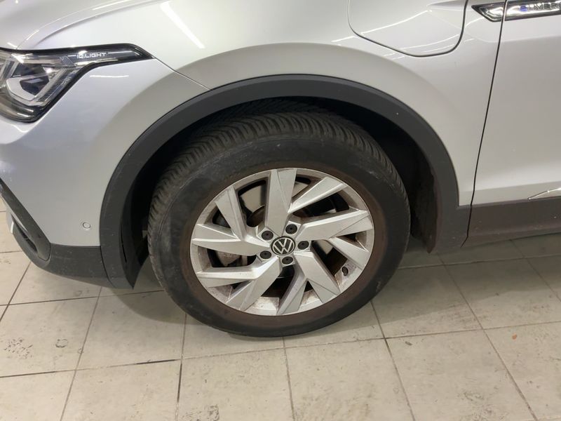 car Volkswagen Tiguan id80280 photo #7