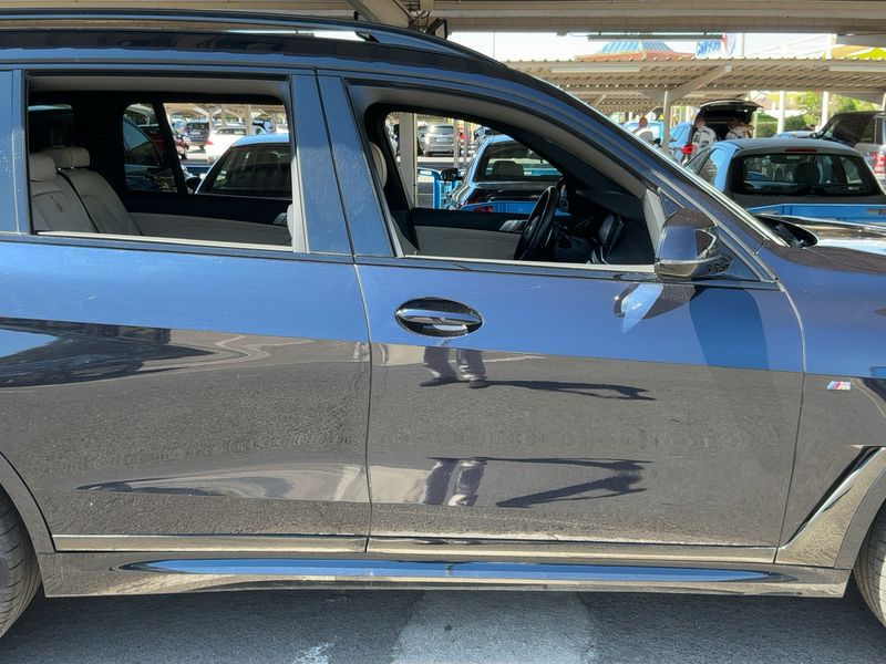 car BMW X7 id80314 photo #11