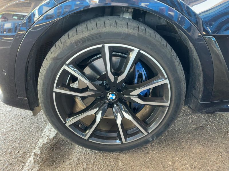 car BMW X7 id80314 photo #7