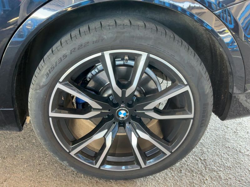 car BMW X7 id80314 photo #9