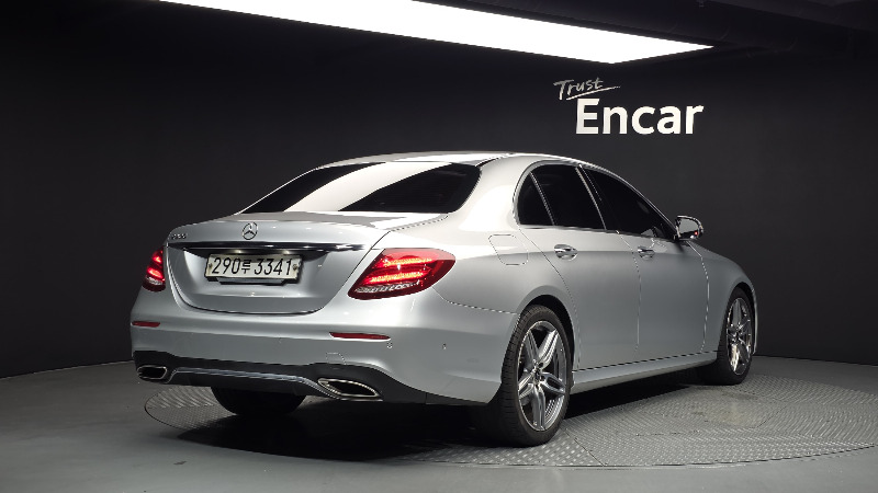 car Mercedes Benz E Class id80347 photo #2