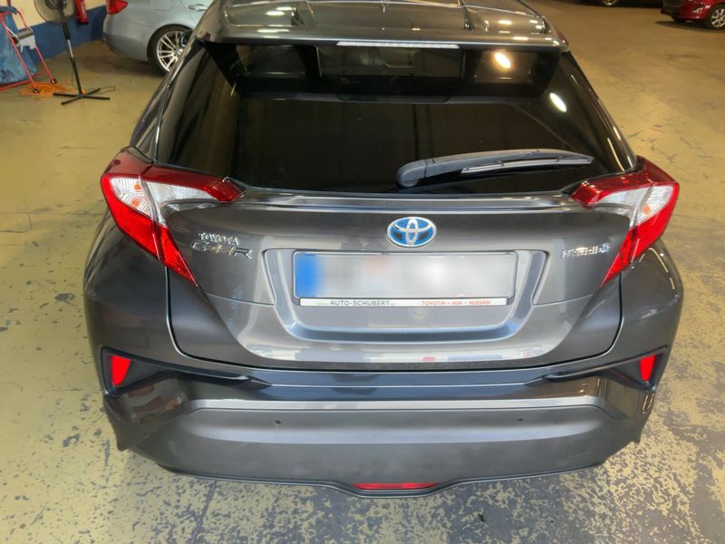 car Toyota C-HR id80351 photo #3