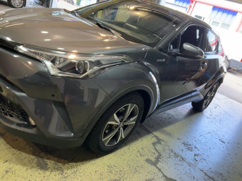 car Toyota C-HR id80351 photo #6