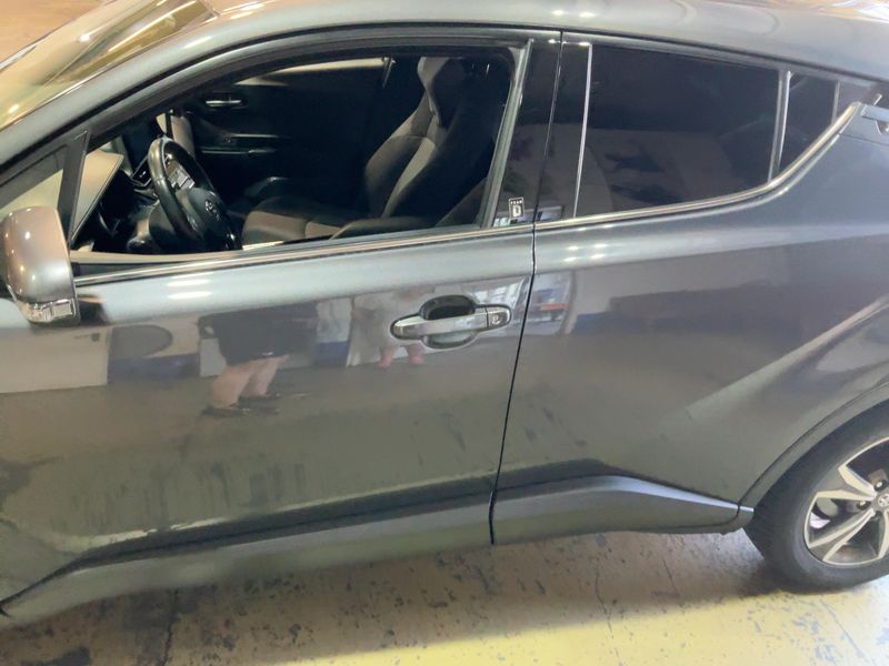 car Toyota C-HR id80351 photo #8