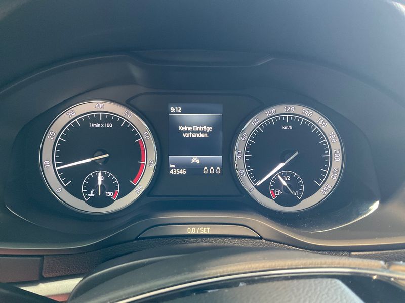 car Skoda Karoq id80372 photo #18