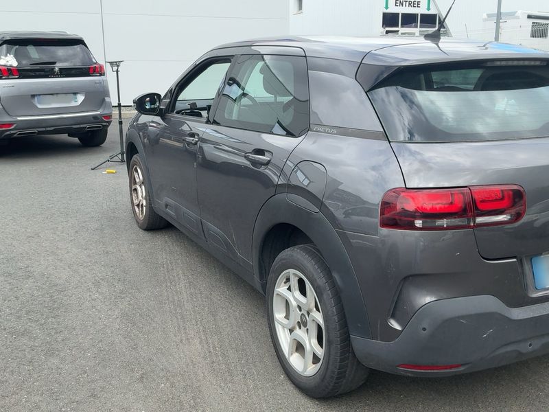 car Citroën C4 Cactus id80378 photo #2