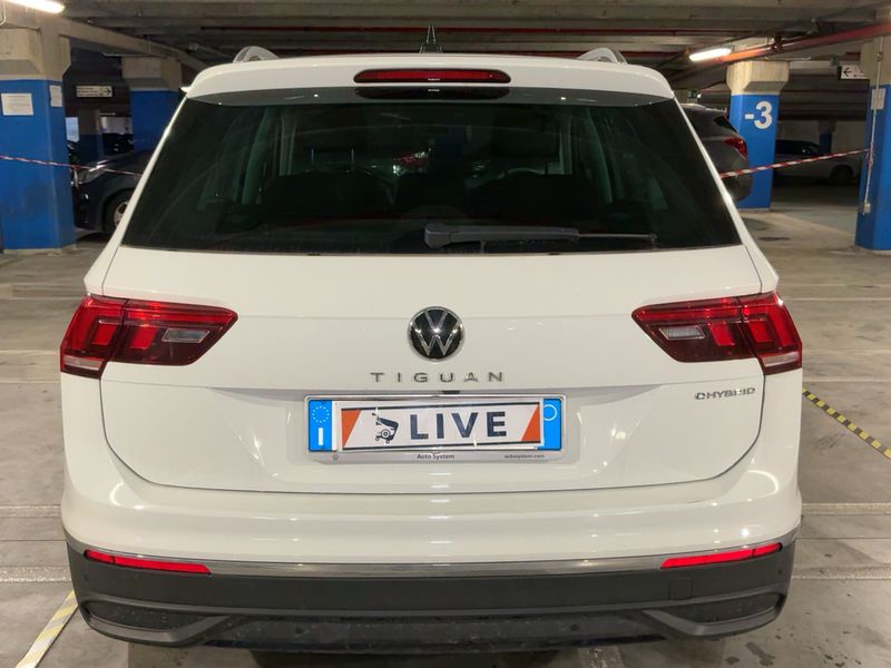 car Volkswagen Tiguan id80450 photo #3