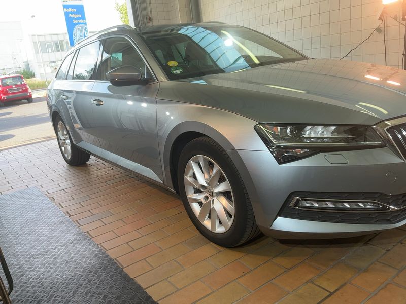 car Skoda Superb id80461 photo #14